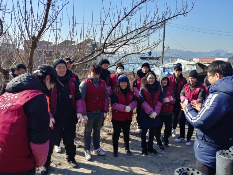 c586d97ae806b0b7afb64cf82aa1827d_1518426